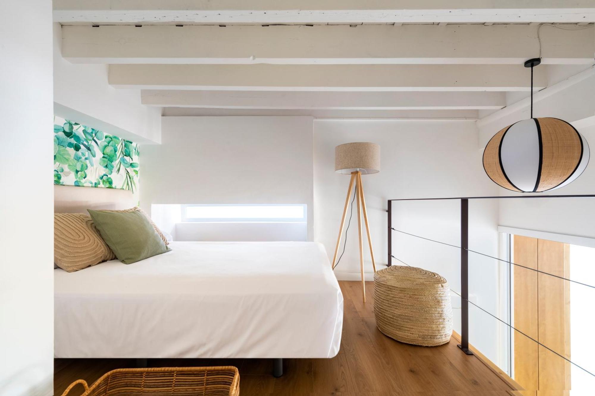 Unika Homes Puerta De La Maestranza Севилья Экстерьер фото